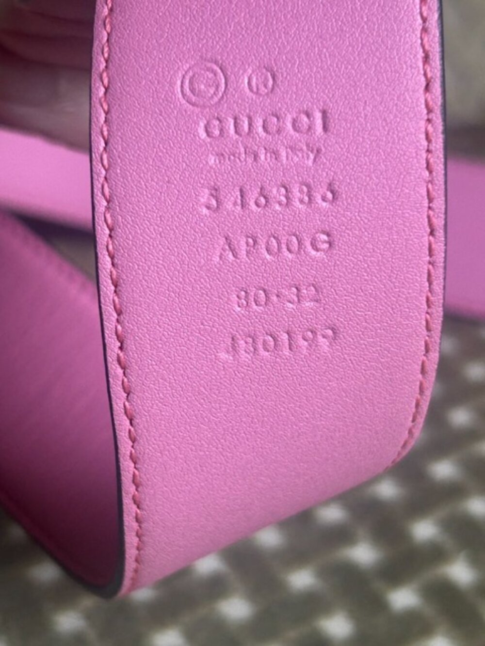 GUCCI Pretty Pink 100% Leather Interlocking G Buckle Belt - Picture 2 of 16